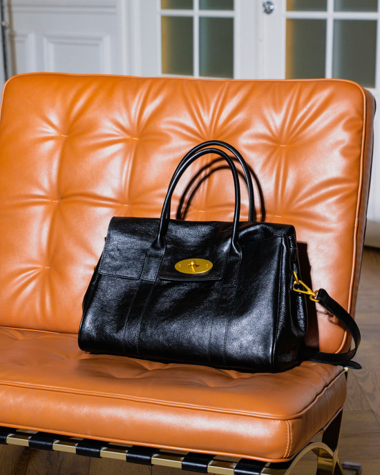 Сумка тоут B322/black из натуральной кожи Сумка тоут B322/black из натуральной кожи