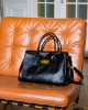 Сумка тоут B322/black из натуральной кожи Сумка тоут B322/black из натуральной кожи